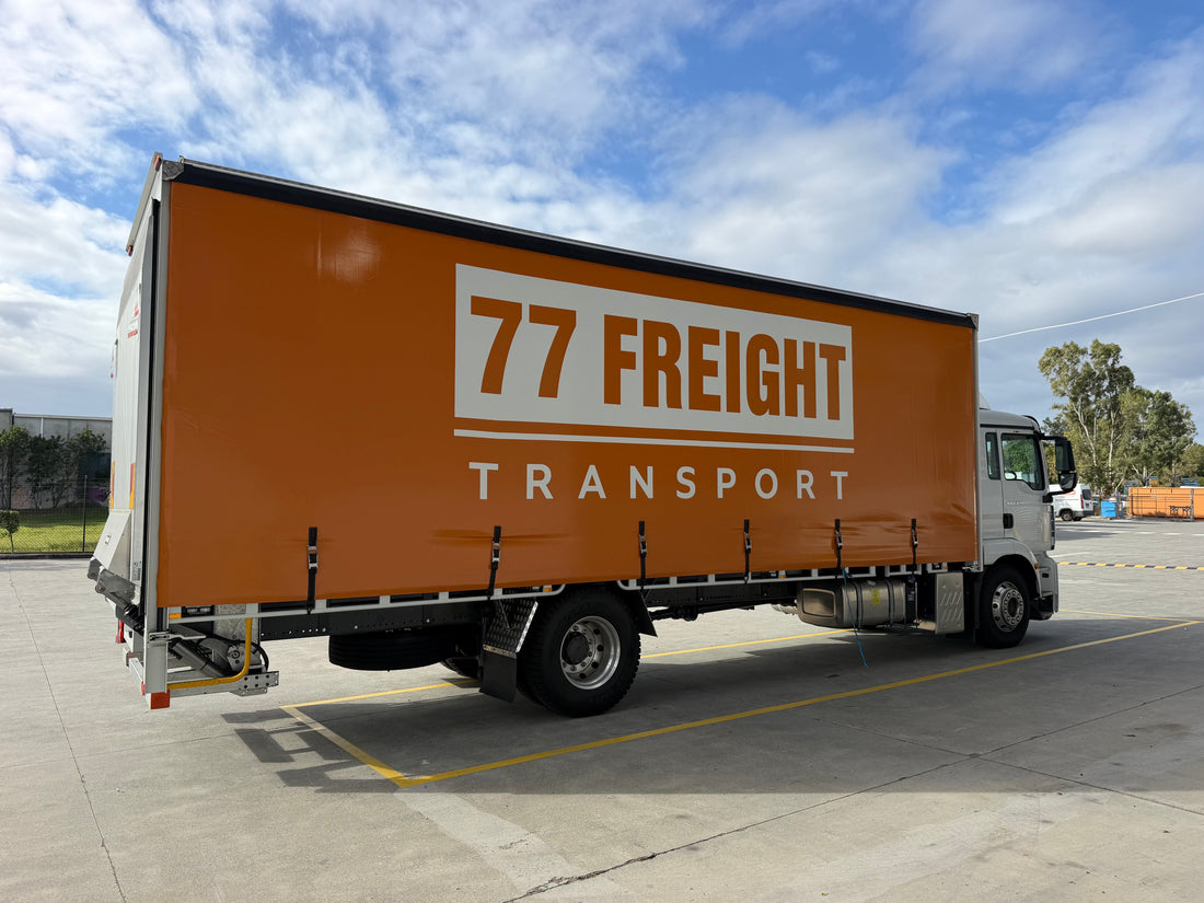 The Problem With Bulky Freight (And Why a Tail-Lift Truck Fixes It) - 77 FREIGHT TRANSPORT